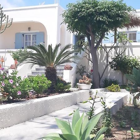Villa Nikos Karamolegkos Kamari エクステリア 写真