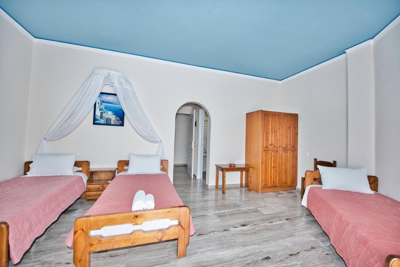 Villa Nikos Karamolegkos Kamari エクステリア 写真