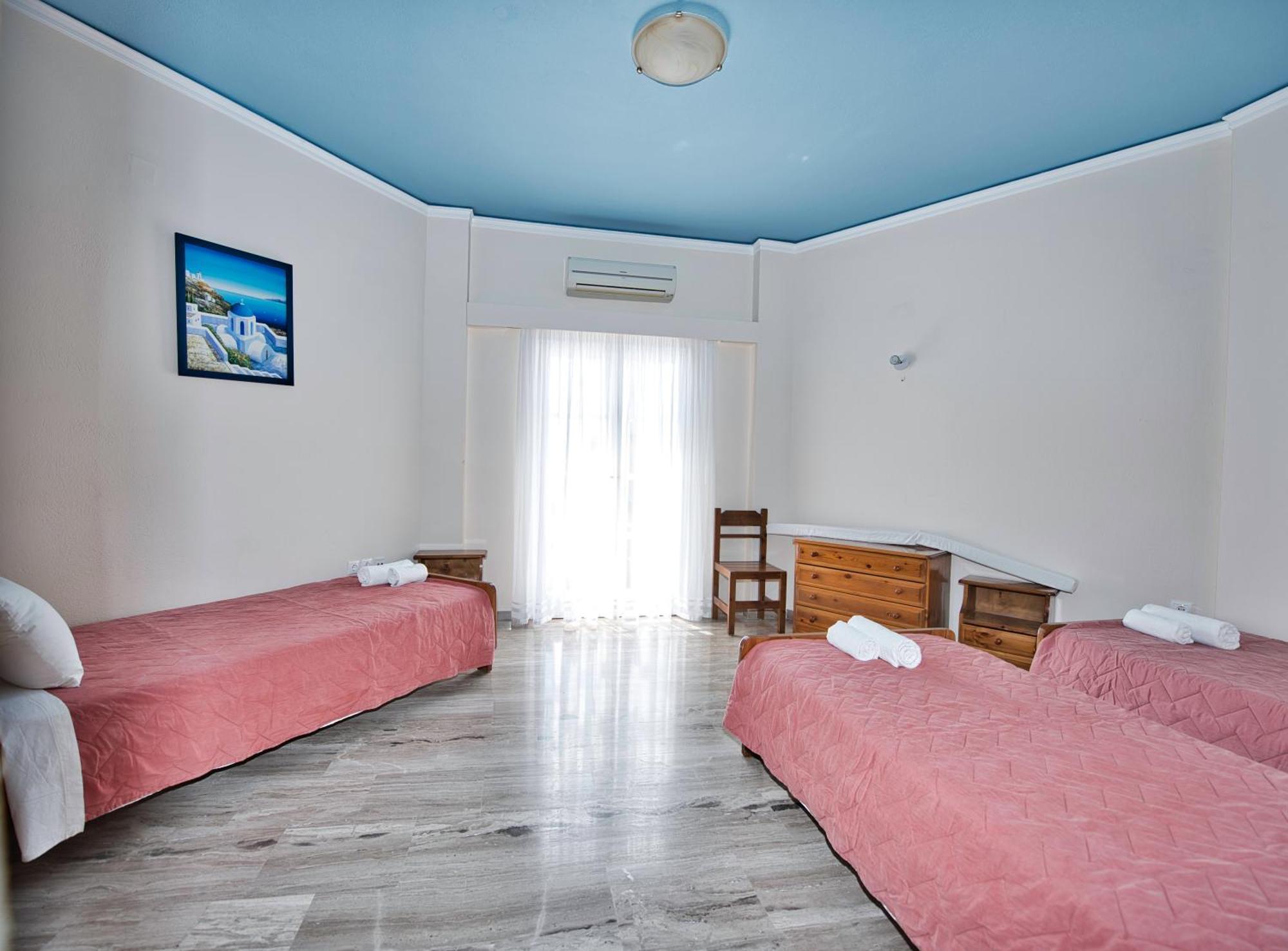 Villa Nikos Karamolegkos Kamari エクステリア 写真